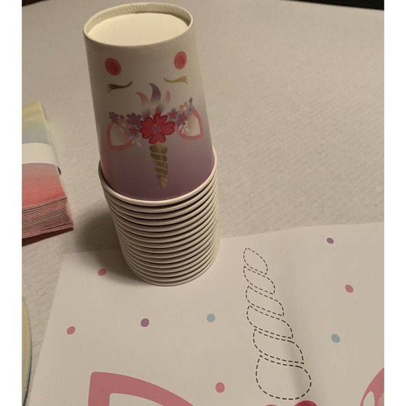 TALKING TABLES INC Unicorn Party In A Box Kit for 16 kids New - Picture 3 of 7